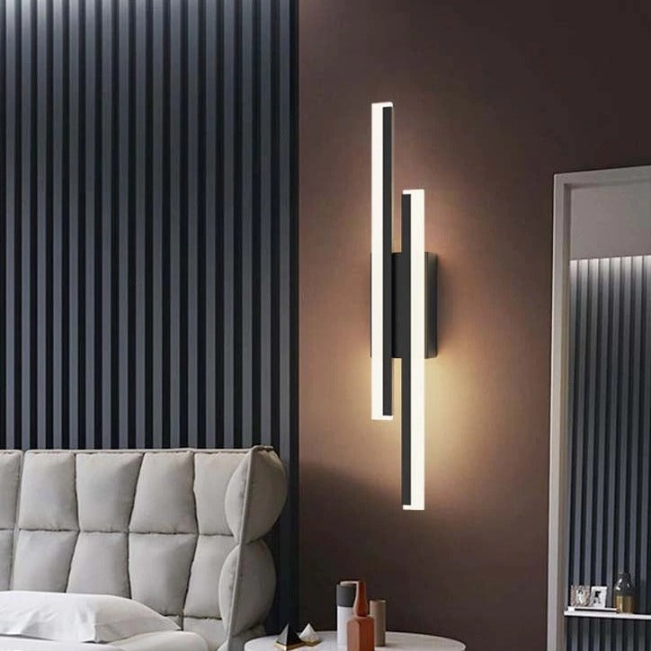 Moderne LED-væglampe – lange lyssprosser
