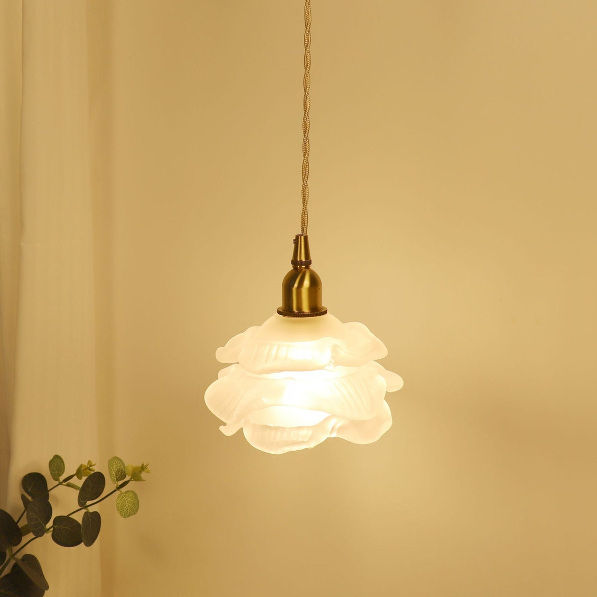 Valentina Romantic Retro Rose Pendant Light Clear Glass Bedroom - Neutralighting