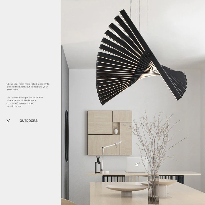 Candelabru Pulse: Un corp de iluminat sculptural pentru interioare moderne