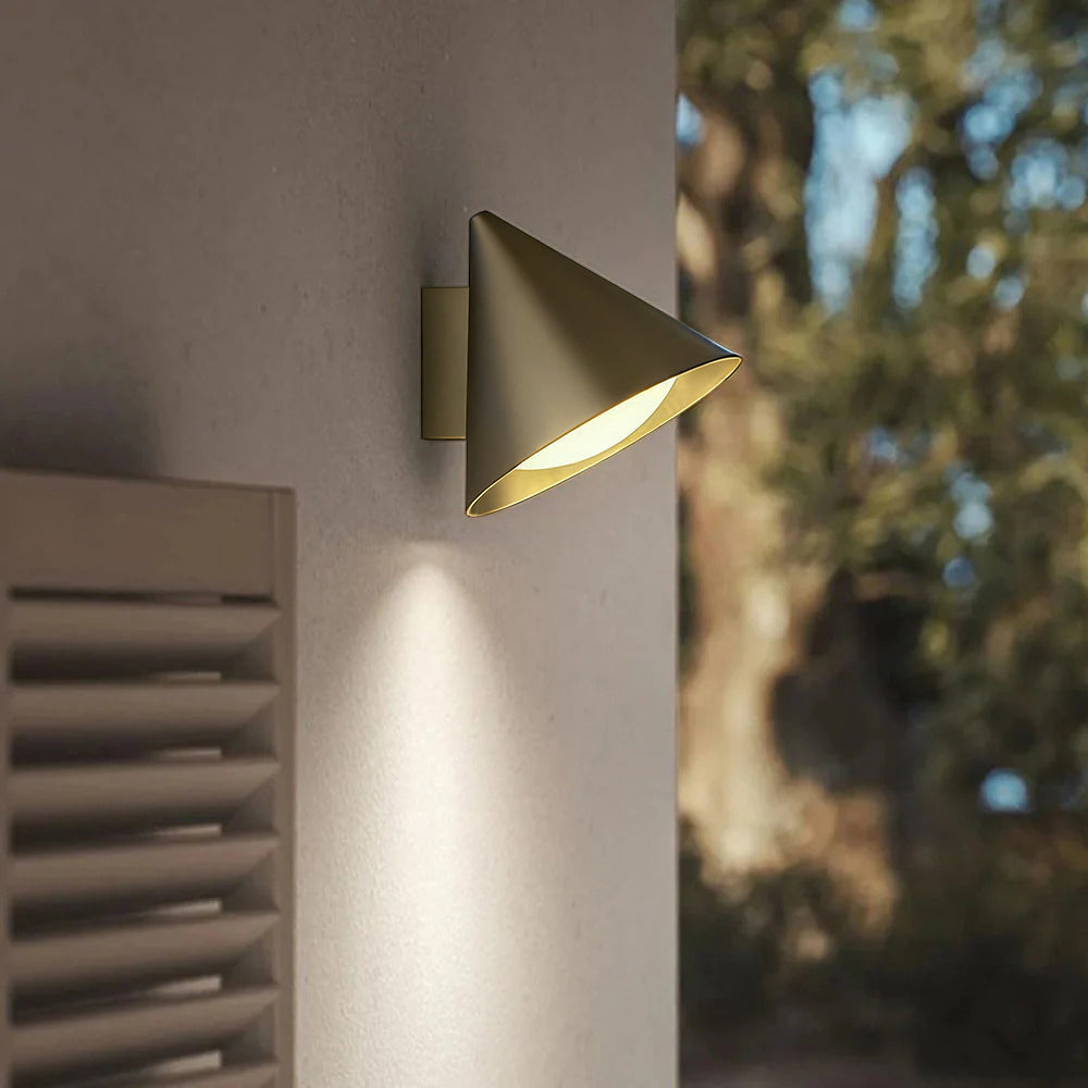 Ray Modern Minimalist Cone Metal Outdoor Waterproof Wall Lamp，Black/Gold - Neutralighting