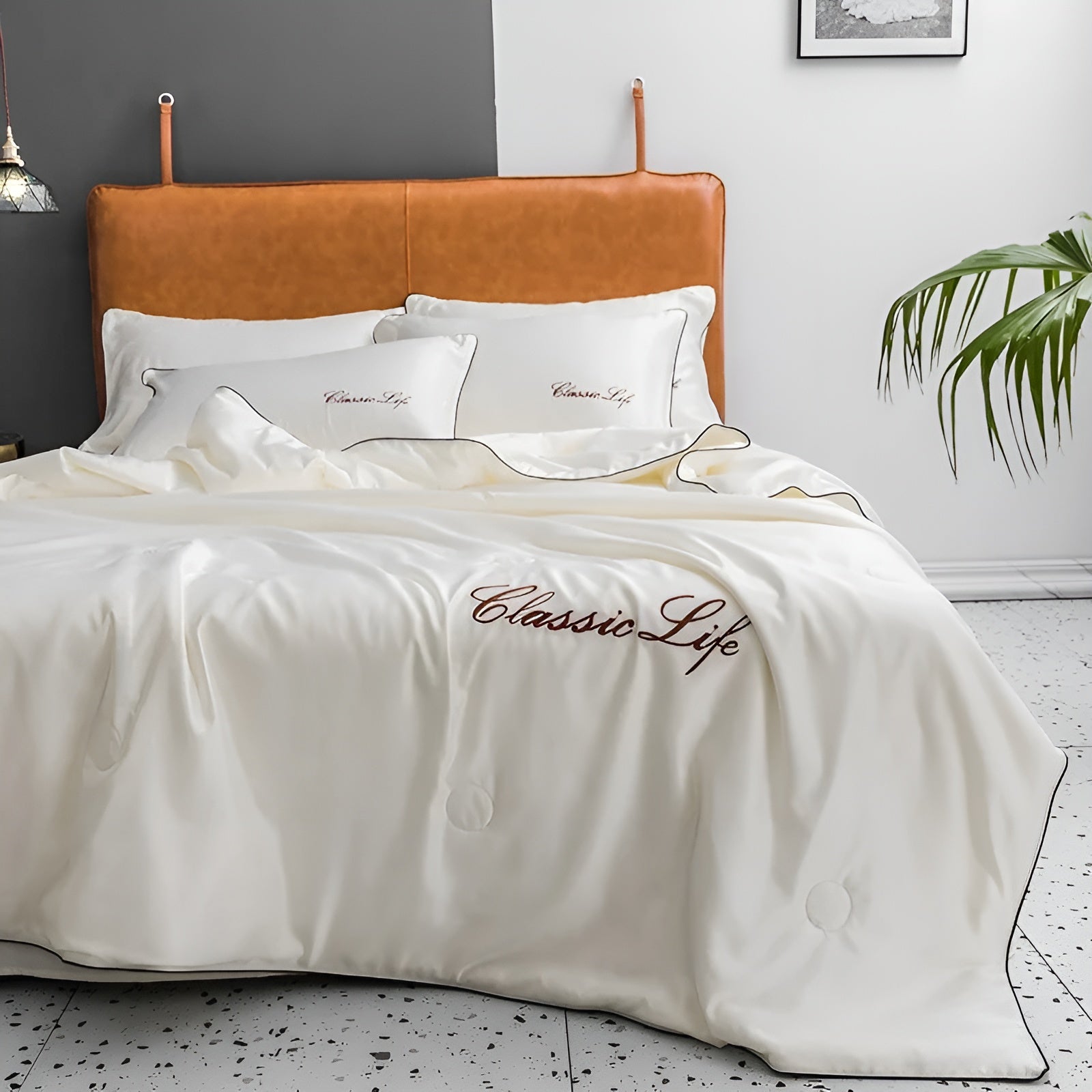 Pătură CozyLuxe SatinTouch – Confort Mătăsos și Catifelat pentru Lux pe Tot Parcursul Anului