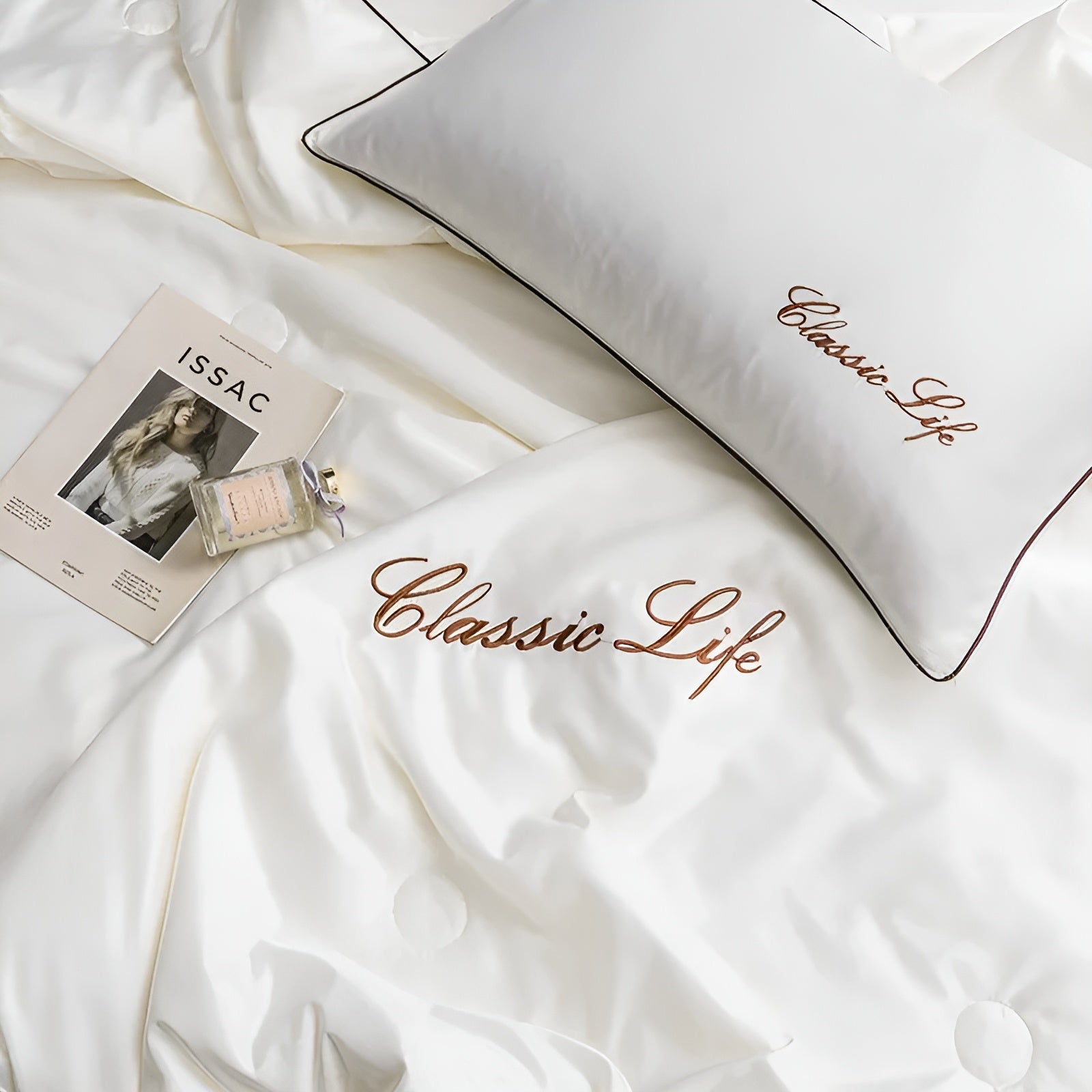 Pătură CozyLuxe SatinTouch – Confort Mătăsos și Catifelat pentru Lux pe Tot Parcursul Anului