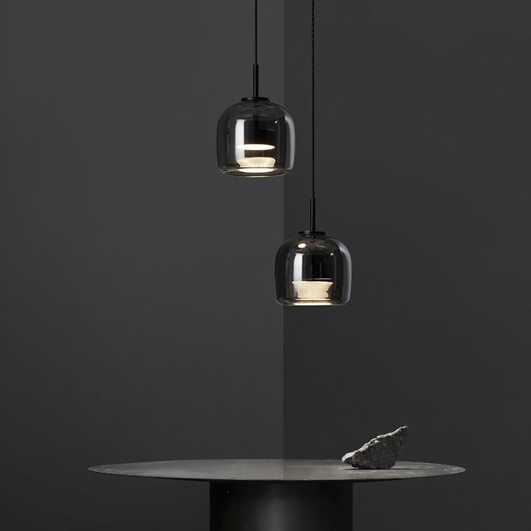 Lámpara colgante minimalista June - pantalla de vidrio gris ahumado
