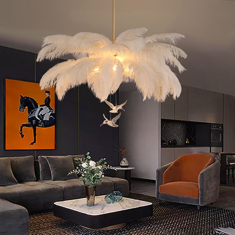 Lustre White Feather O'Moore en plumes d’autruche — design contemporain élégant