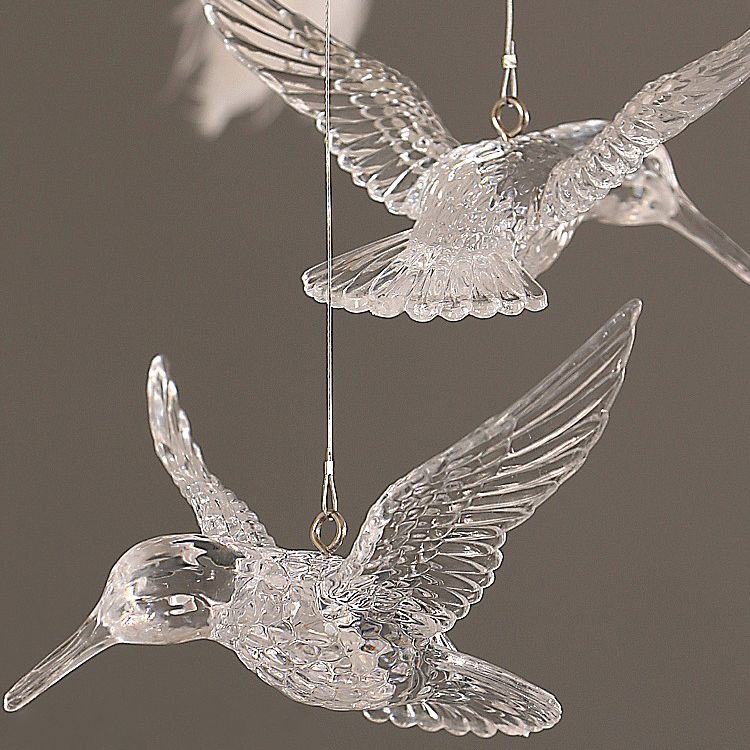 Lustre White Feather O'Moore en plumes d’autruche — design contemporain élégant
