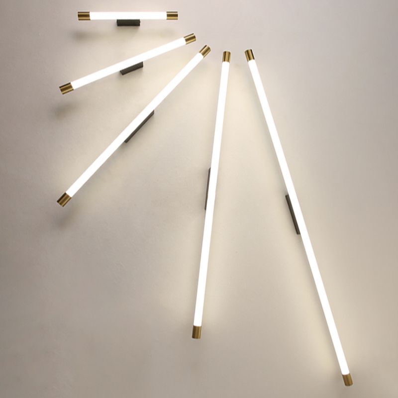 Arisha Modern Gold Vanity Wall Lamp — Mirror Front, Metal Frame