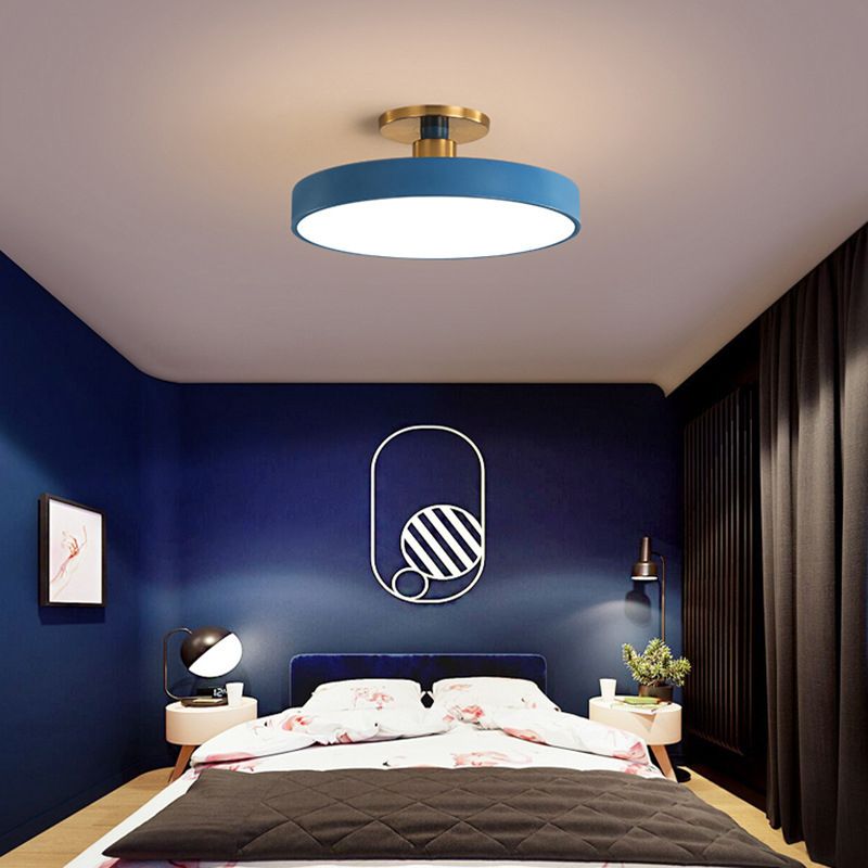 Nordycka minimalistyczna okrągła lampa sufitowa natynkowa