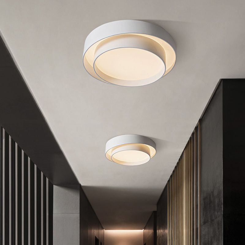 Lampa sufitowa Arux - okrągła w stylu nordyckiego art déco, z możliwością ściemniania, żarówka w zestawie