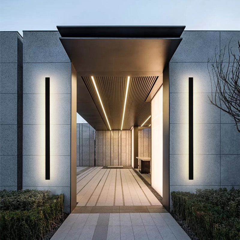 Moderní designové nástěnné LED lampy z černého kovu na zahradu a do chodby