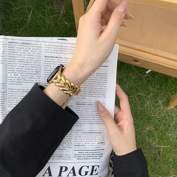 Luksusowa bransoletka w kształcie serca dla kobiet - paski do Apple Watch