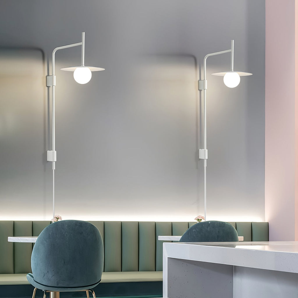 Gea Wandleuchte mit Schwenkarm und Stecksystem – geschwungenes Arm-Design, sanfte Beleuchtung