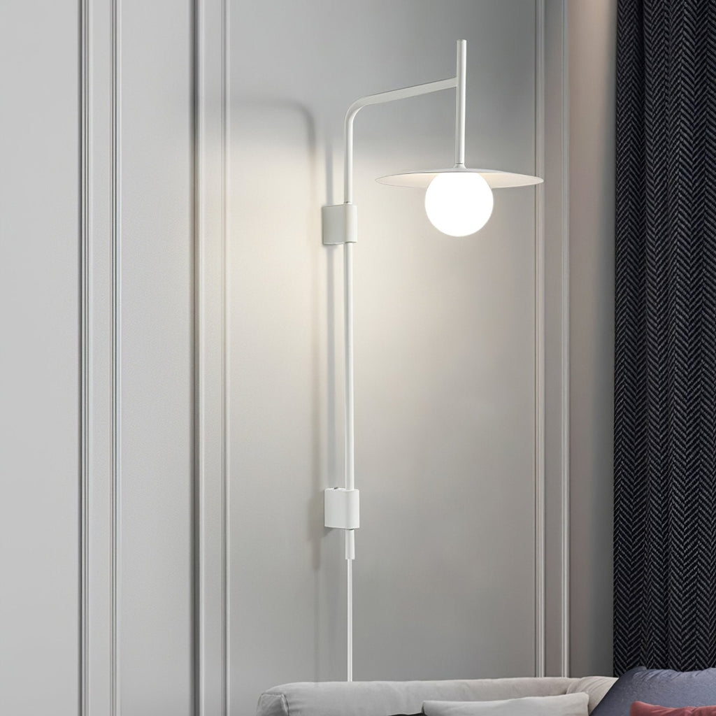 Gea Wandleuchte mit Schwenkarm und Stecksystem – geschwungenes Arm-Design, sanfte Beleuchtung