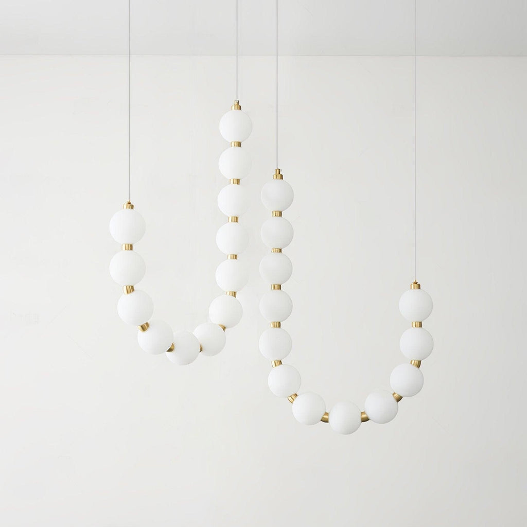 Acrylic Pearl Necklace Chandelier - Vakkerlight