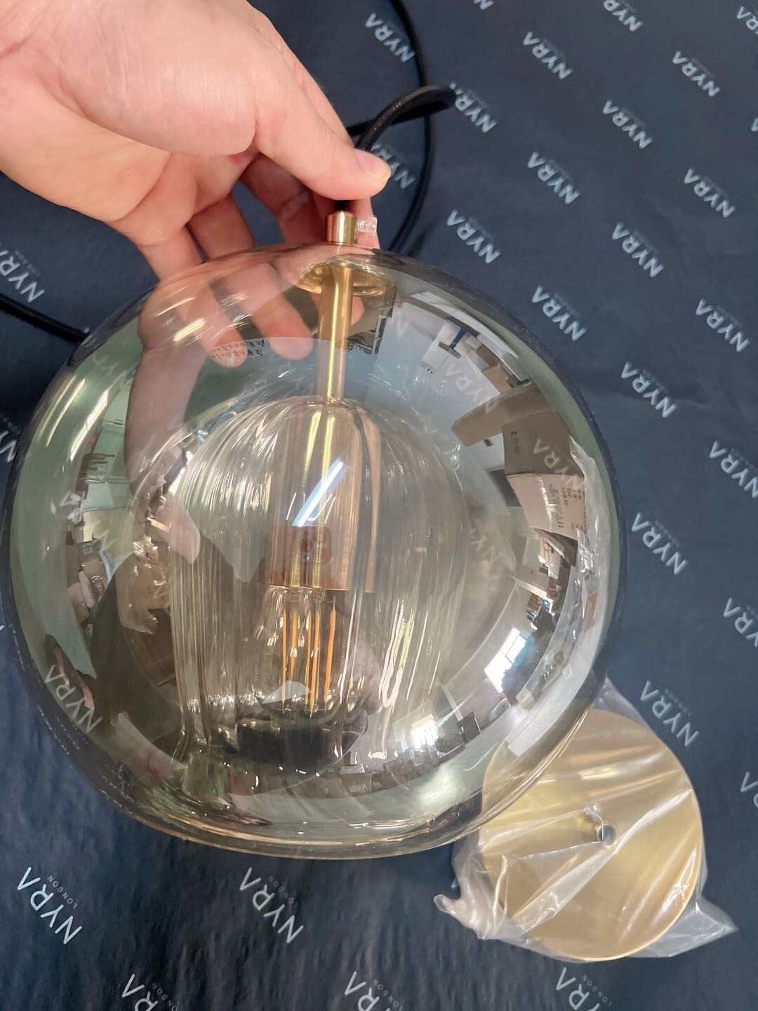 Mizan stakleni luster