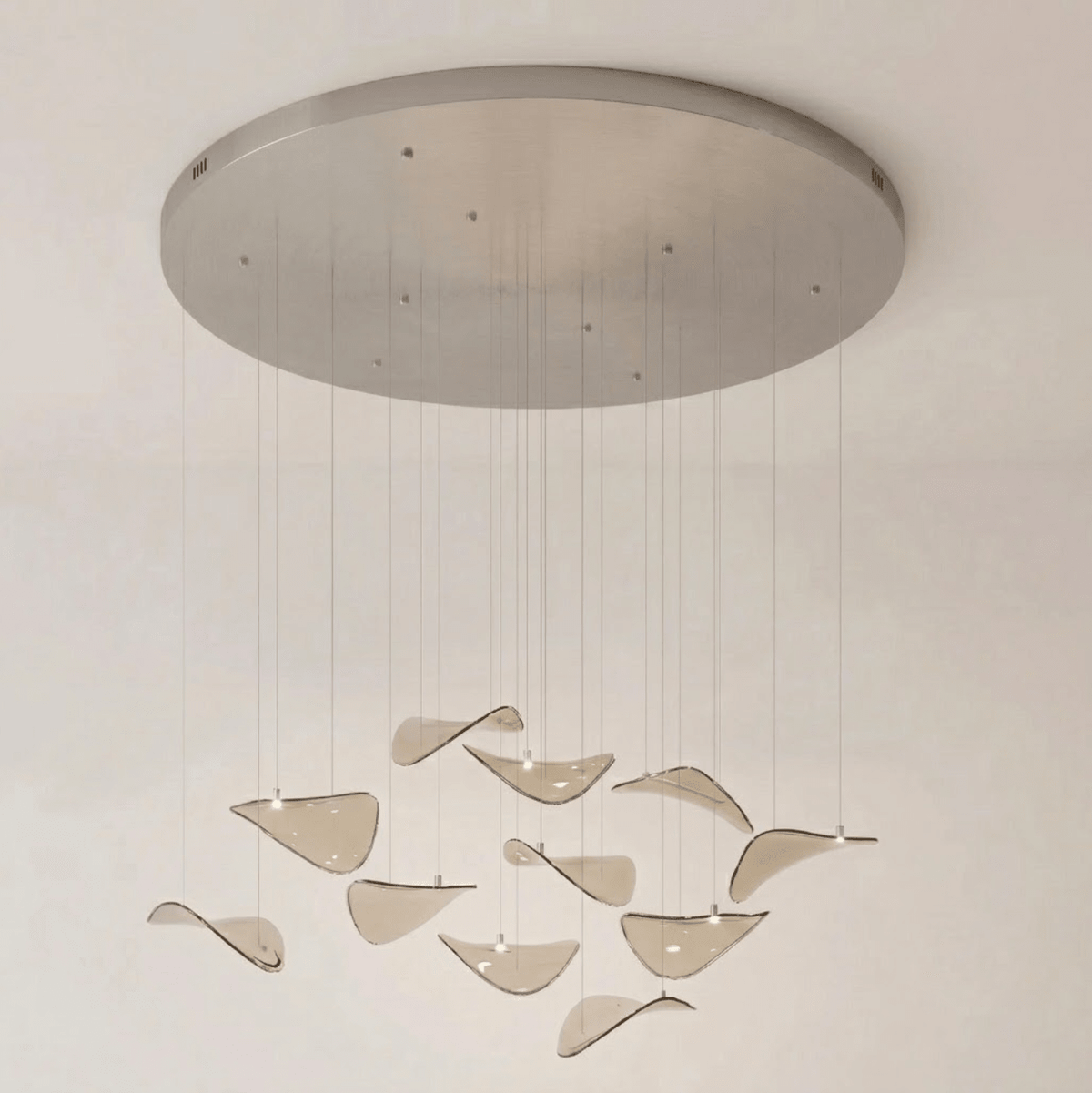 Wave Floating Leaf Chandelier - Vakkerlight