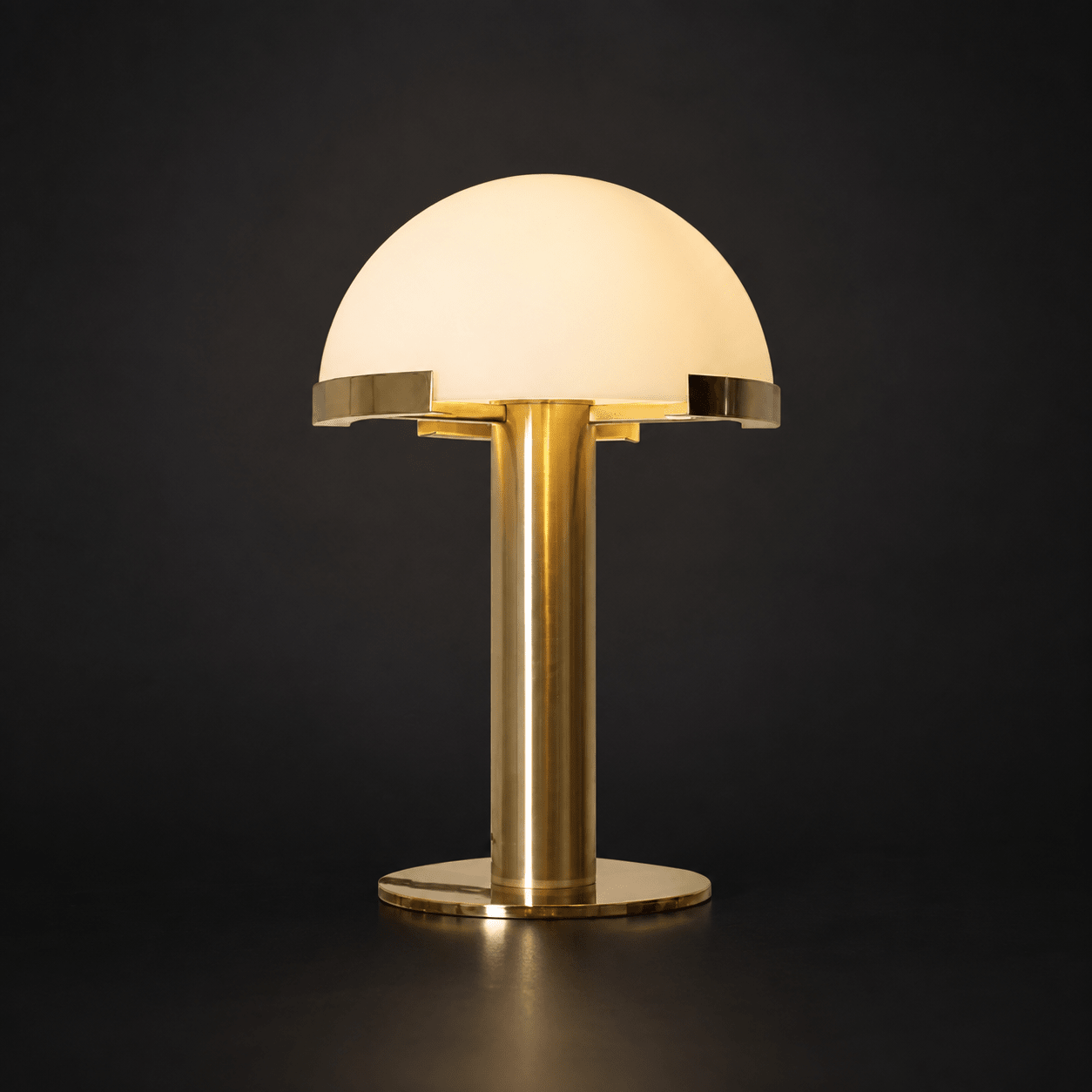 Elegance Alabaster Table Lamp - Vakkerlight