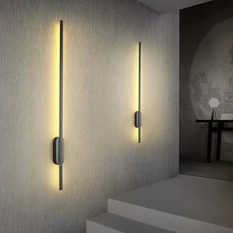NovaLume Moderne LED Wandlamp in Zwarte of Gouden Afwerking