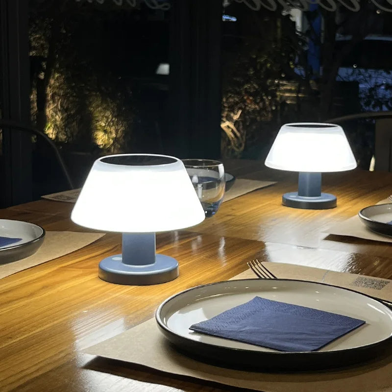LumaSol | Solar Table Lamp | Orntli