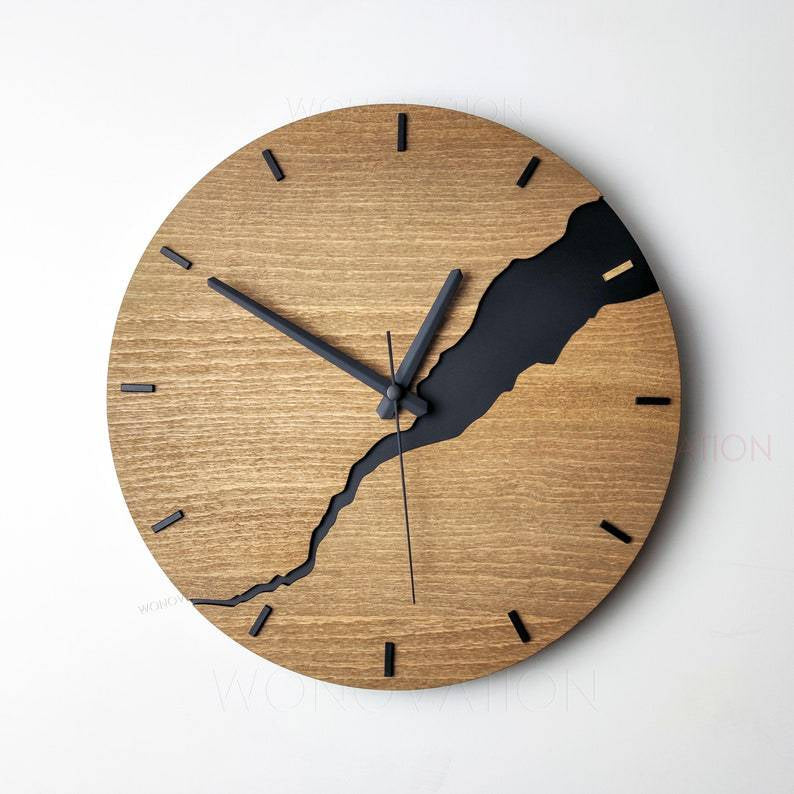 NordicCrack – Reloj de Pared Único con Elegancia Rústica y Acabado de Madera Agrietada