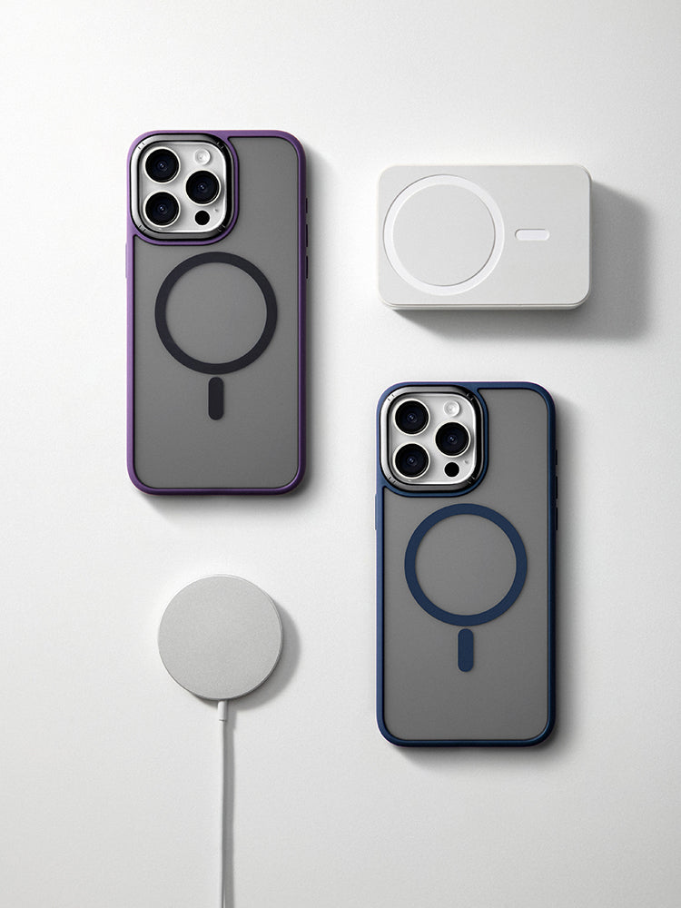 Hudvenligt mat gennemsigtigt iPhone-etui med MagSafe