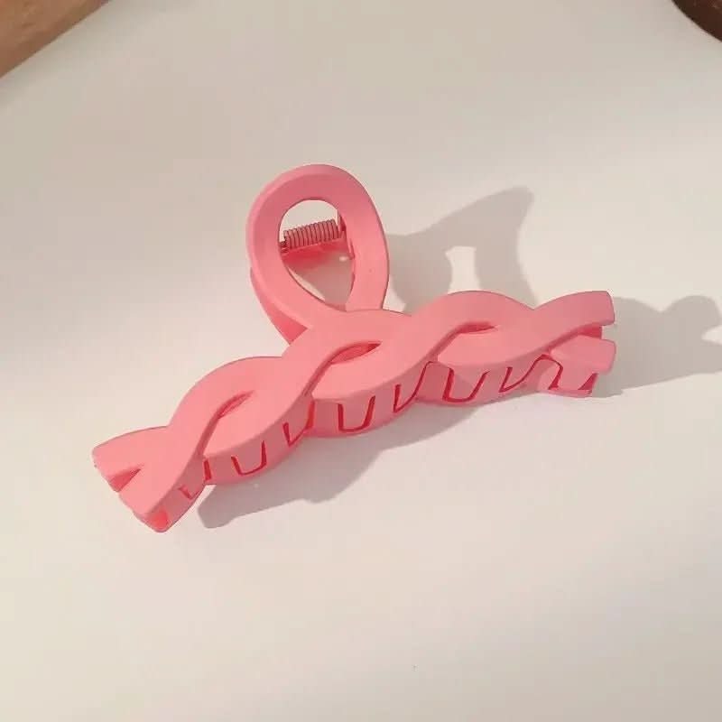 LumiLock Elegant Hair Clip With Strong Hold For All Hair Types