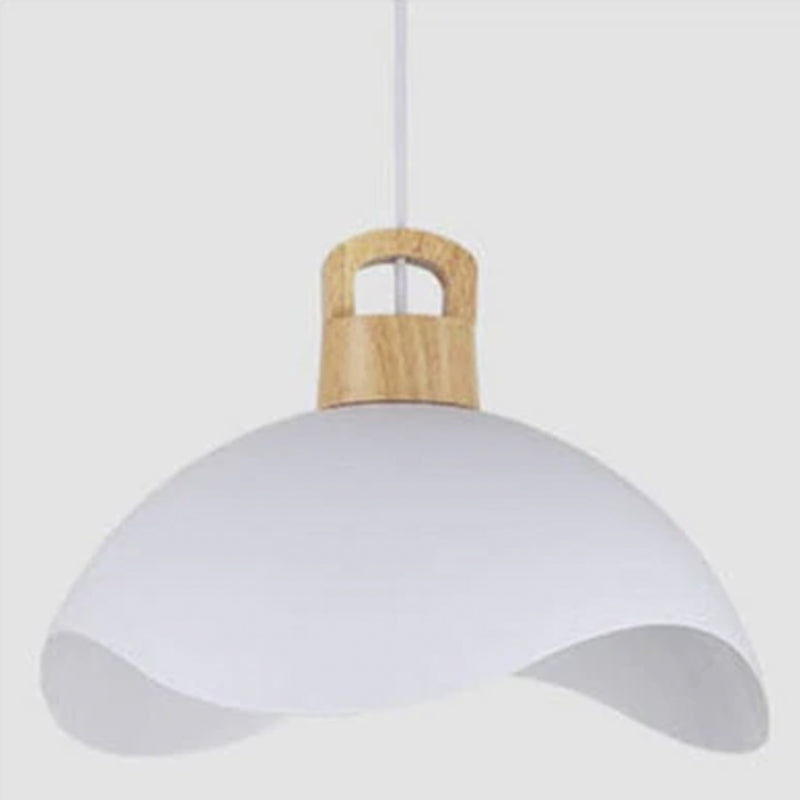 Suspension simple Valentina — abat-jour coloré, structure en bois et métal