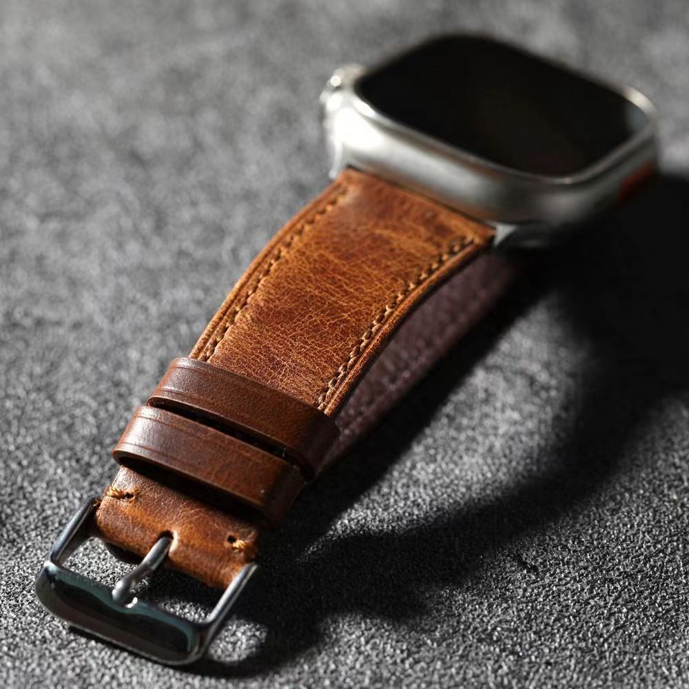 Curea din piele maro nuc pentru Apple Watch