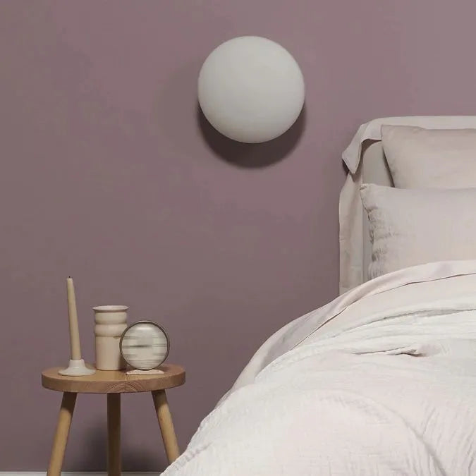Moderní nástěnná lampa Valentina ve tvaru koule - kovové a skleněné LED svítidlo, žárovka součástí, IP44