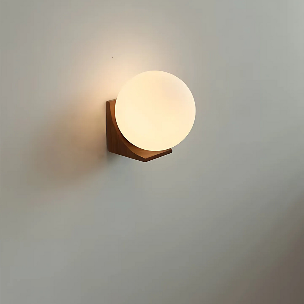Bella vägglampa