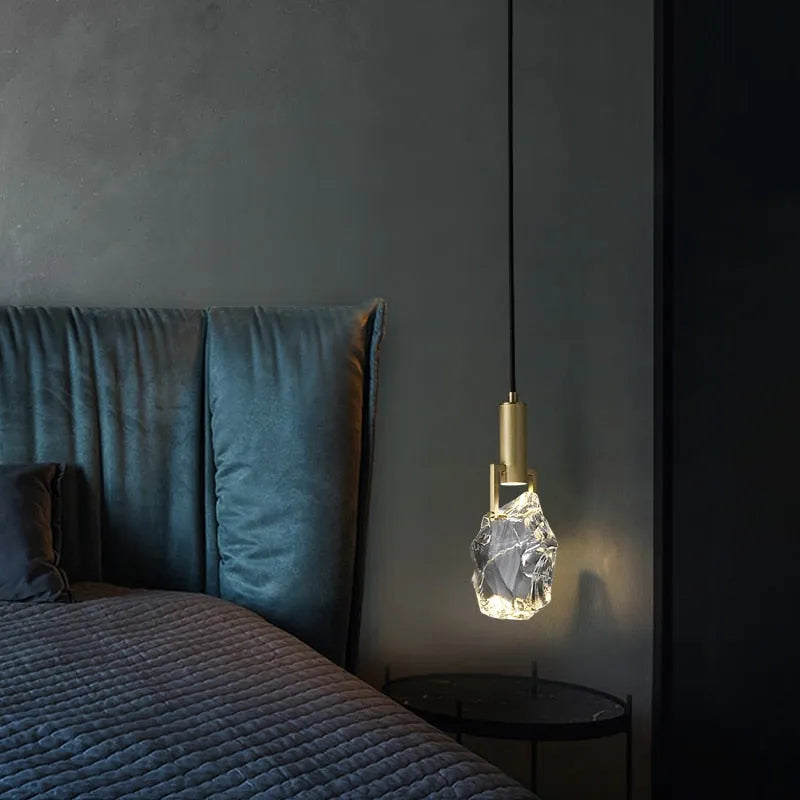 Lampada a sospensione da soffitto con goccia in cristallo sfaccettato