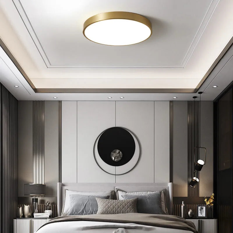 Arisha nordisk rund LED-taklampe i gull - 0.94-Inch slankt metalldesign