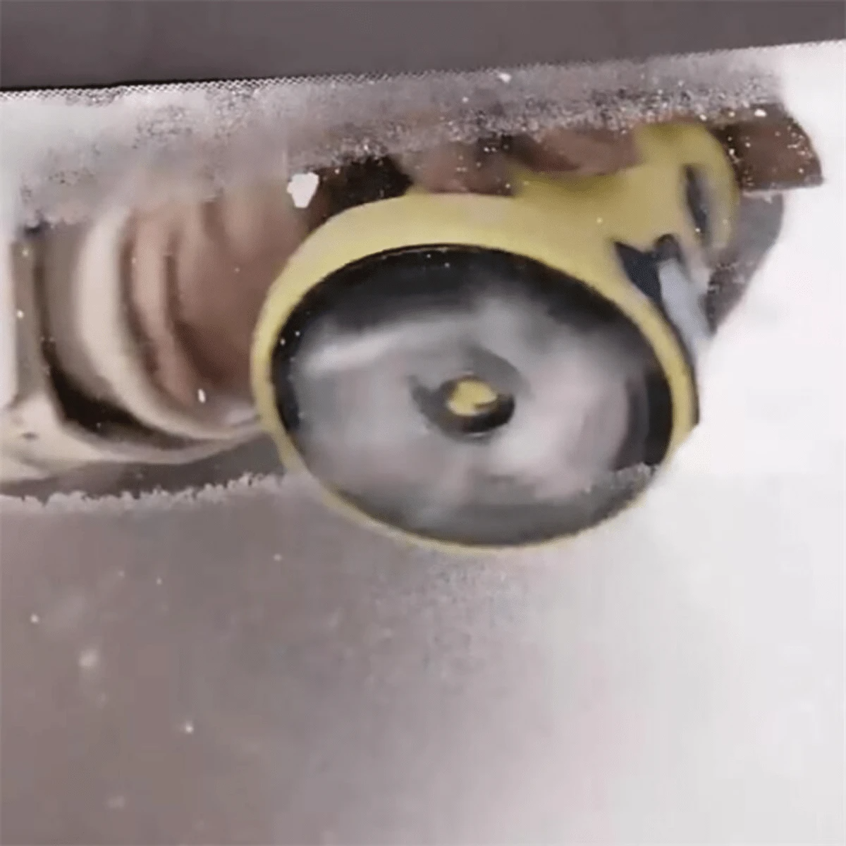 Electric Heated Ice Scraper for Windshields of Your Car