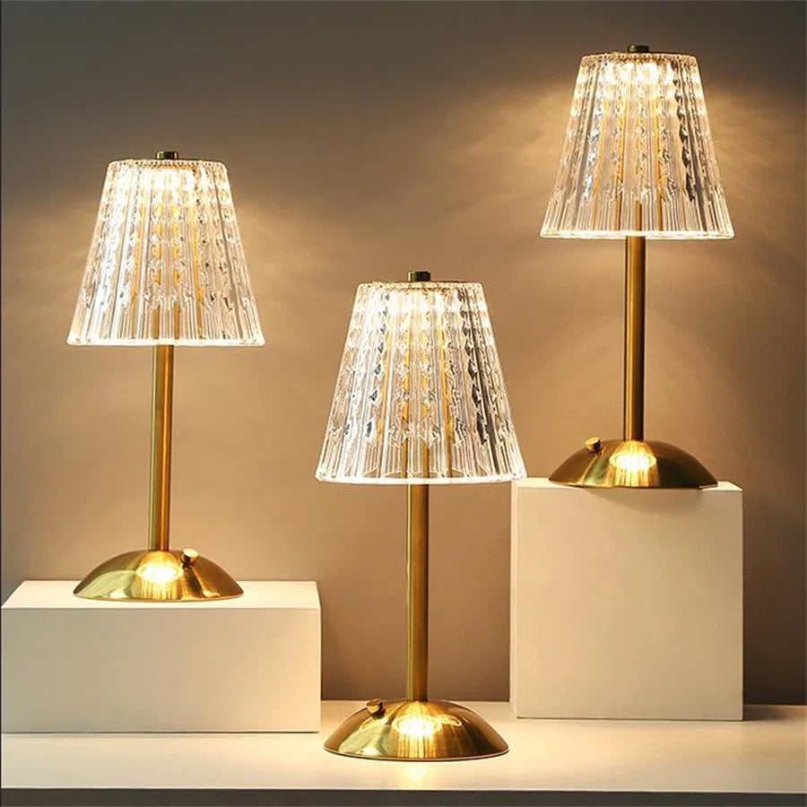 Liora | Vintage-Style Gold Crystal Table Lamp | Orntli