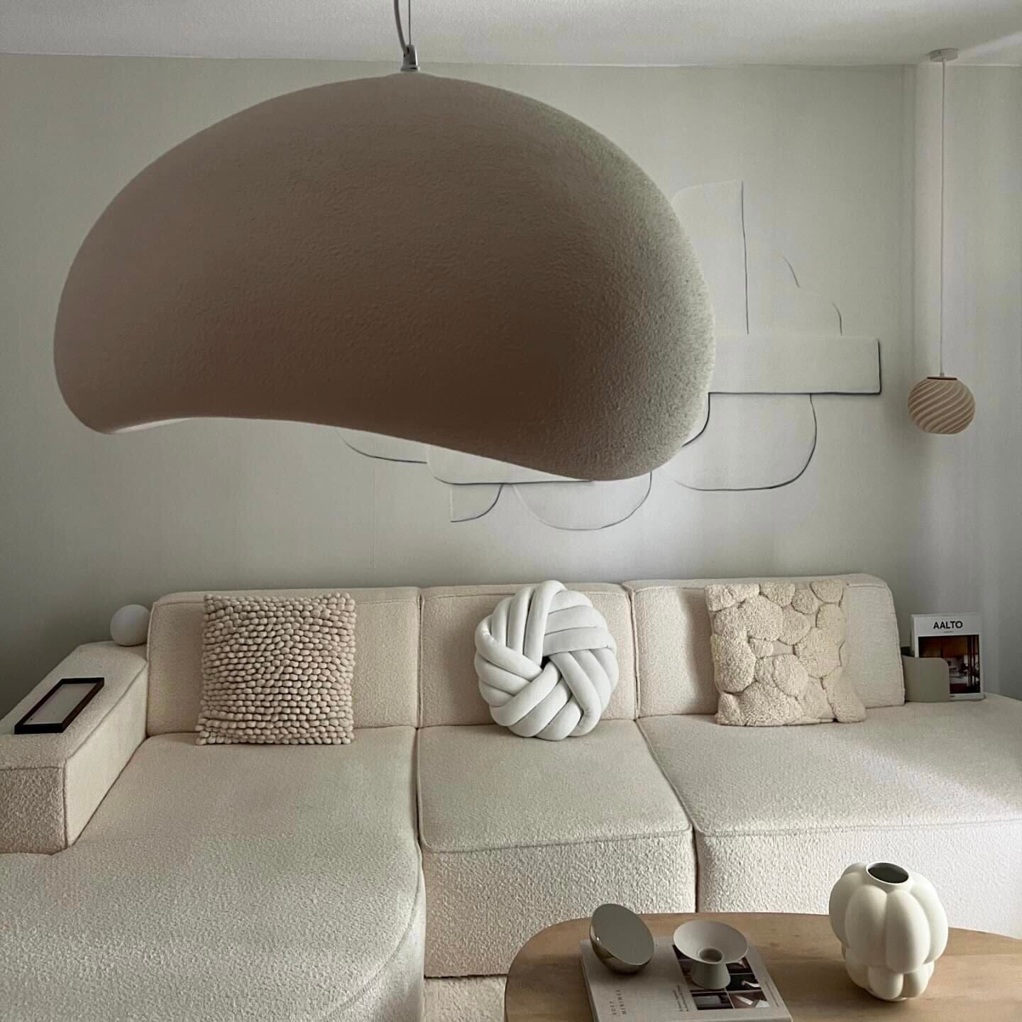 Boho smaragdový lustr pro útulné obytné prostory a elegantní atmosféru