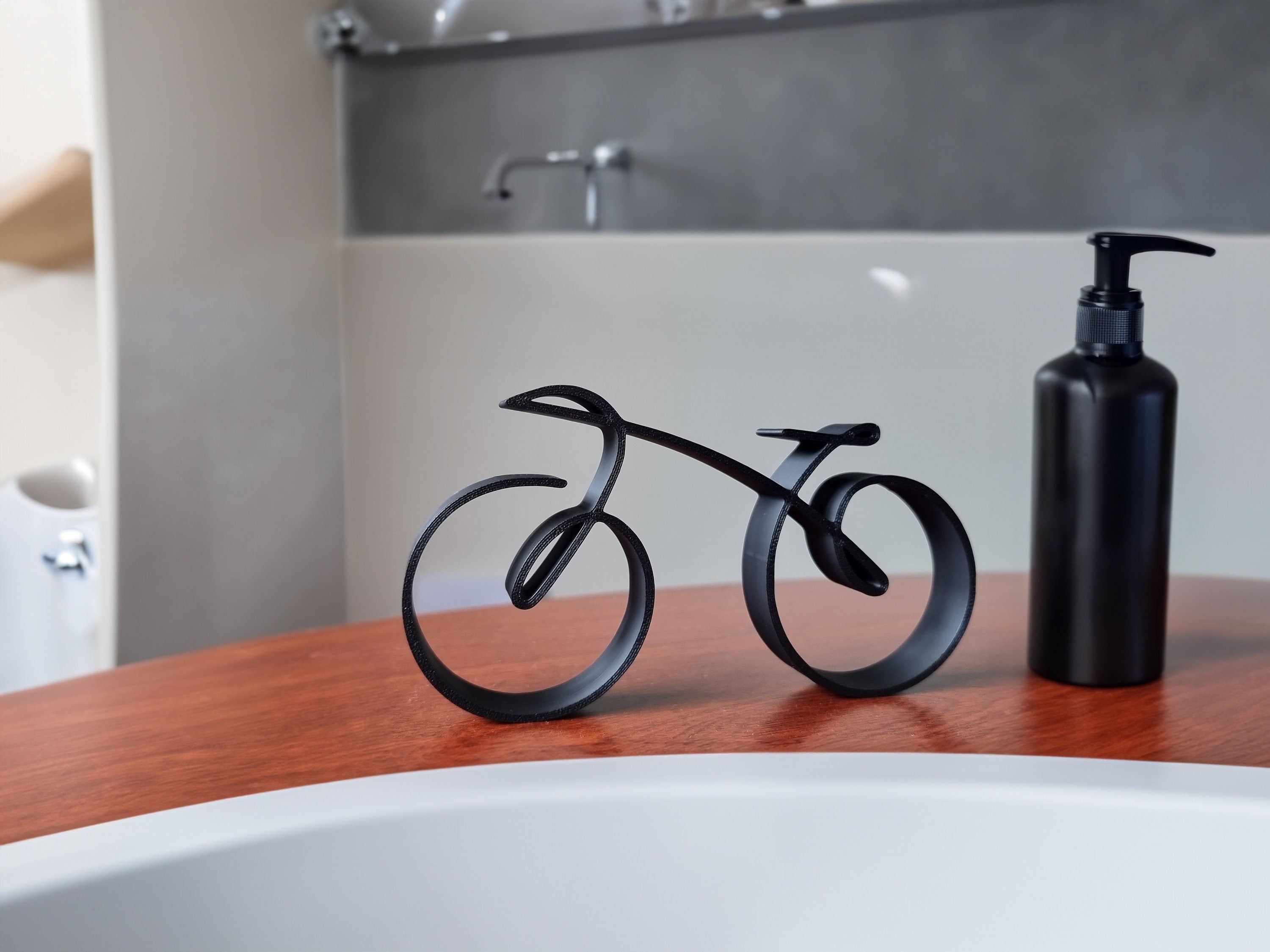 Sculptură din sârmă pentru bicicletă AeroLine Elegant Minimalist