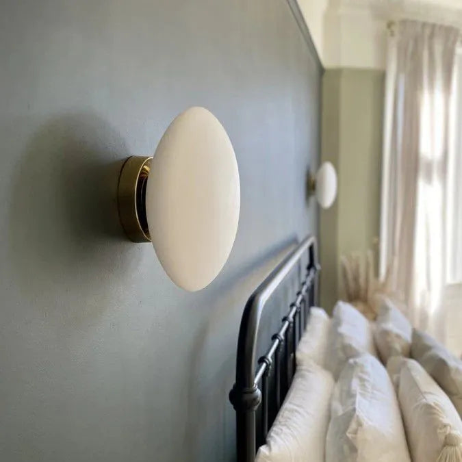 Moderní nástěnná lampa Valentina ve tvaru koule - kovové a skleněné LED svítidlo, žárovka součástí, IP44
