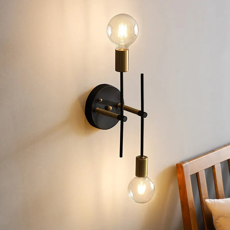 Candeeiro de teto Valentina tipo globo, de montagem rente — Design moderno em metal e vidro
