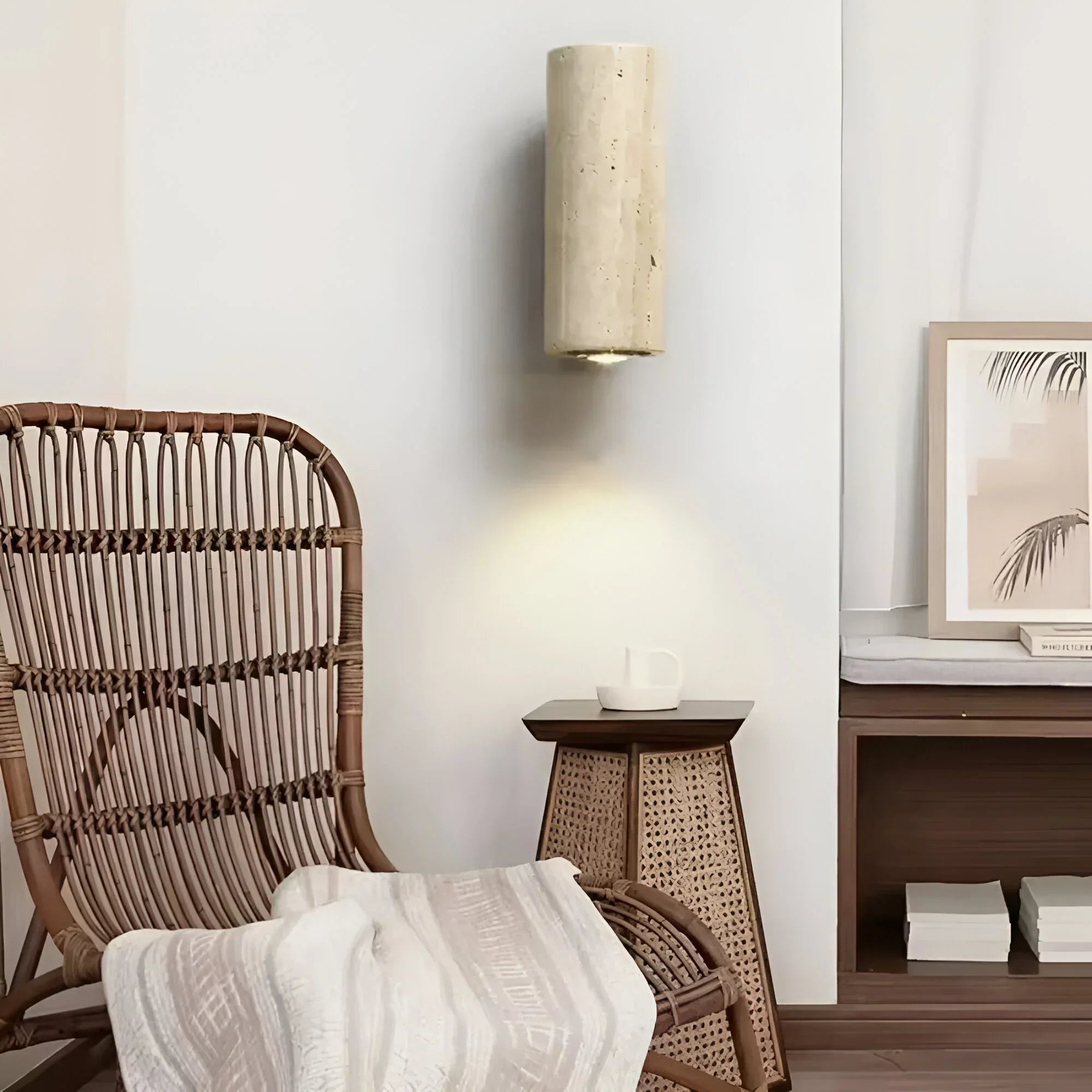Applique murale élégante en travertin naturel TerraLuxe design