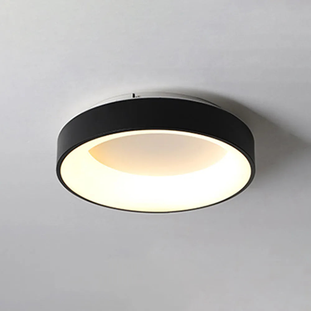 Aera-loftlampe — konkavt design i hvid og grå