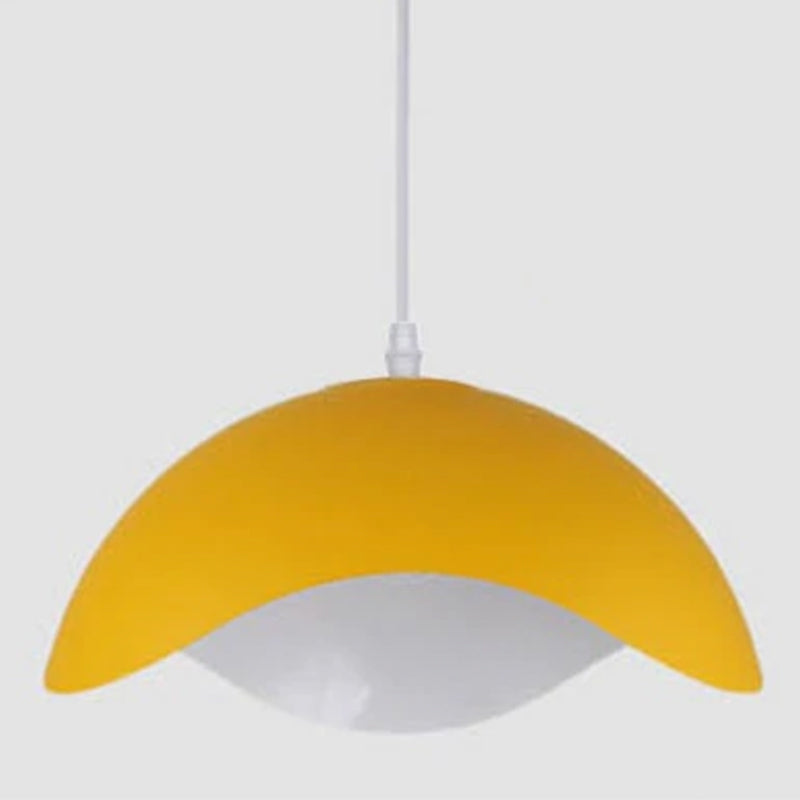 Suspension simple Valentina — abat-jour coloré, structure en bois et métal