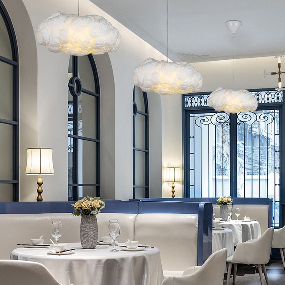 كلود جلو – مصباح قلادة على شكل سحابة بيضاء