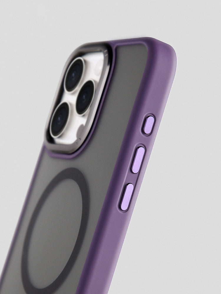 Hudvenligt mat gennemsigtigt iPhone-etui med MagSafe