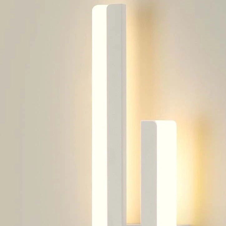 Moderne LED-væglampe – lange lyssprosser