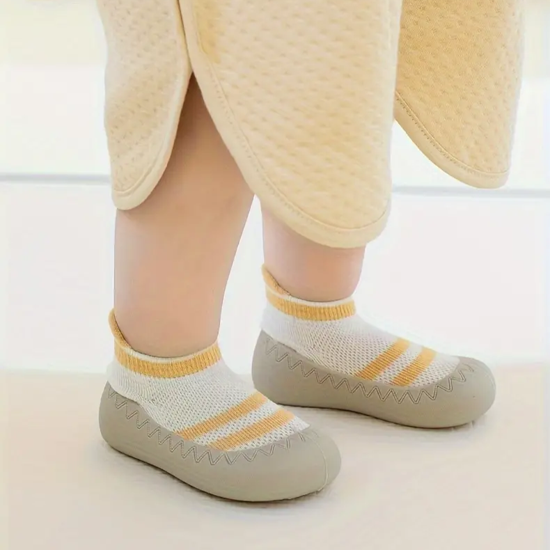 Xero-barfotsneakers for barn