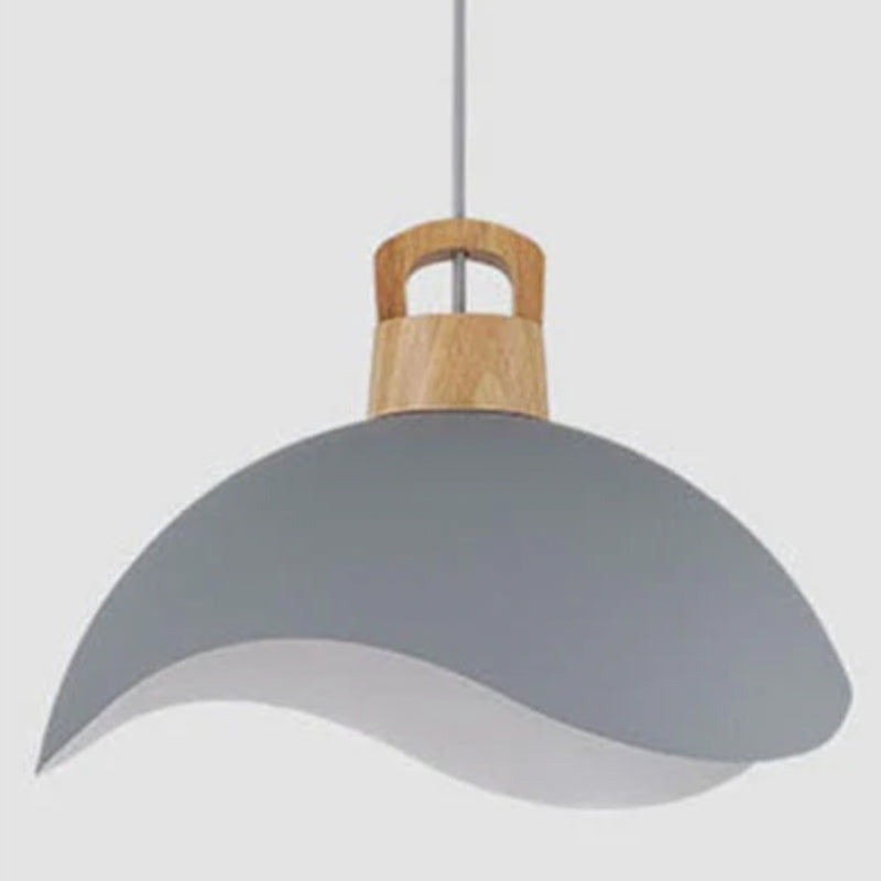 Suspension simple Valentina — abat-jour coloré, structure en bois et métal