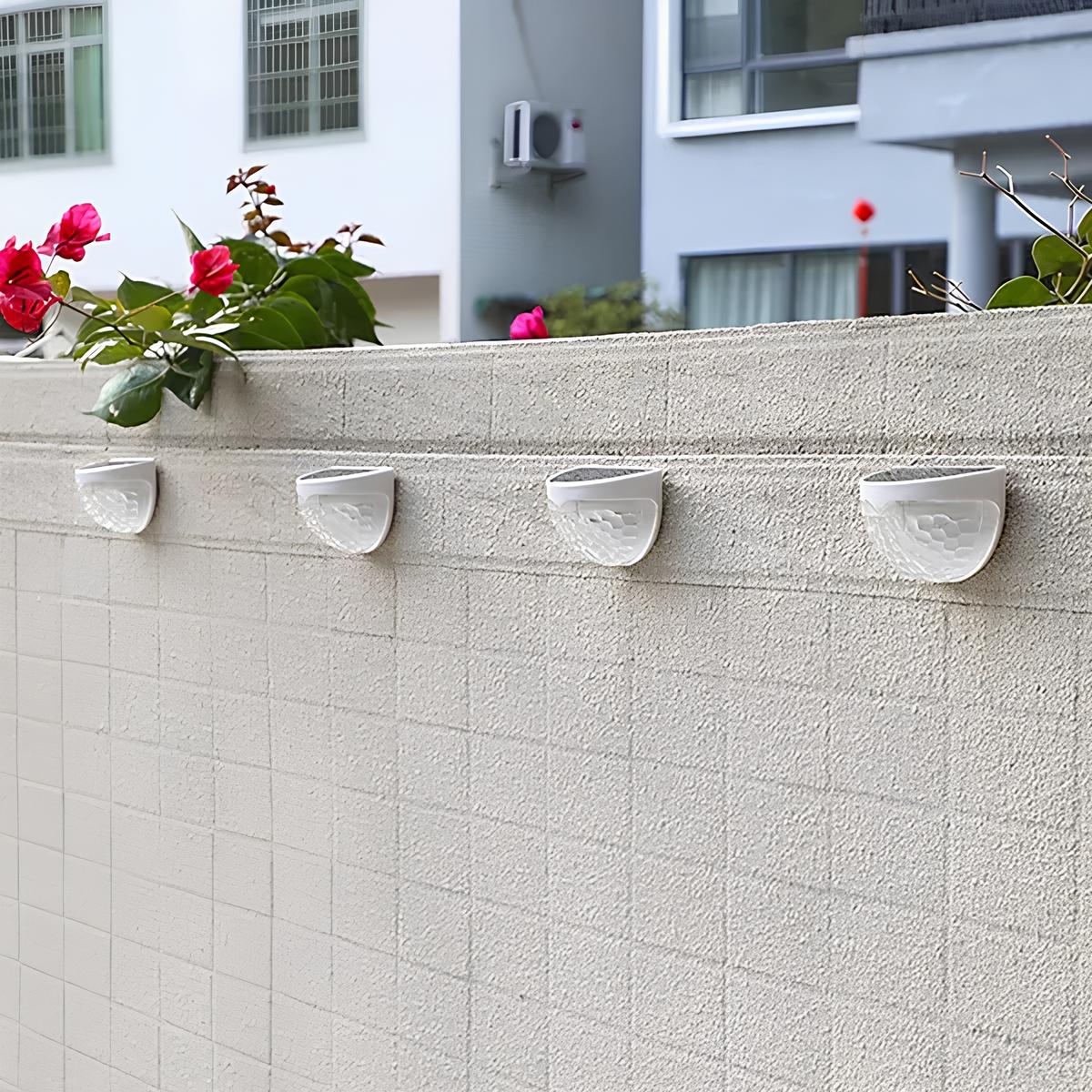 Lanterna de Parede Solar Radiance – Luz Exterior Resistente às Intempéries