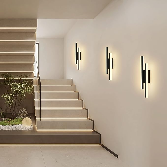 Moderne LED-væglampe – lange lyssprosser