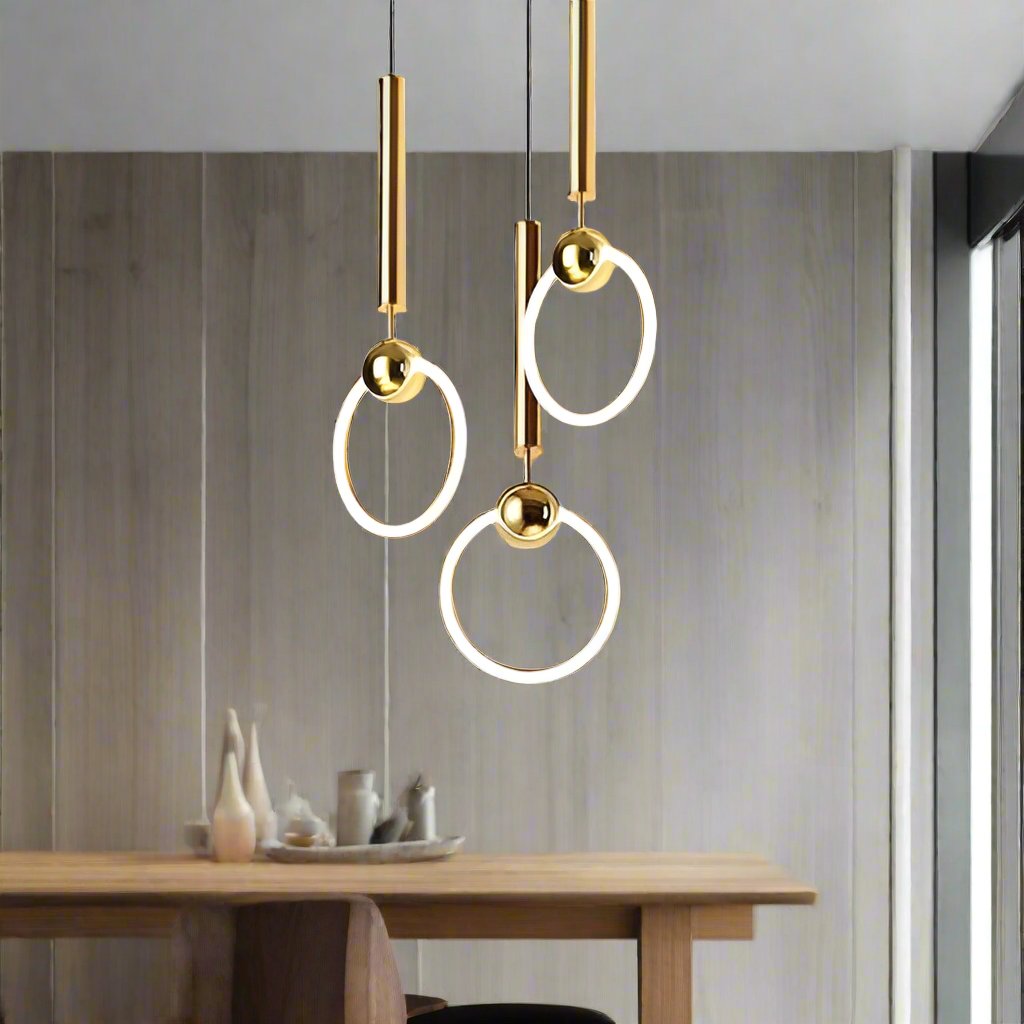 Elegantní – severská závěsná lampa s jednoduchým designem