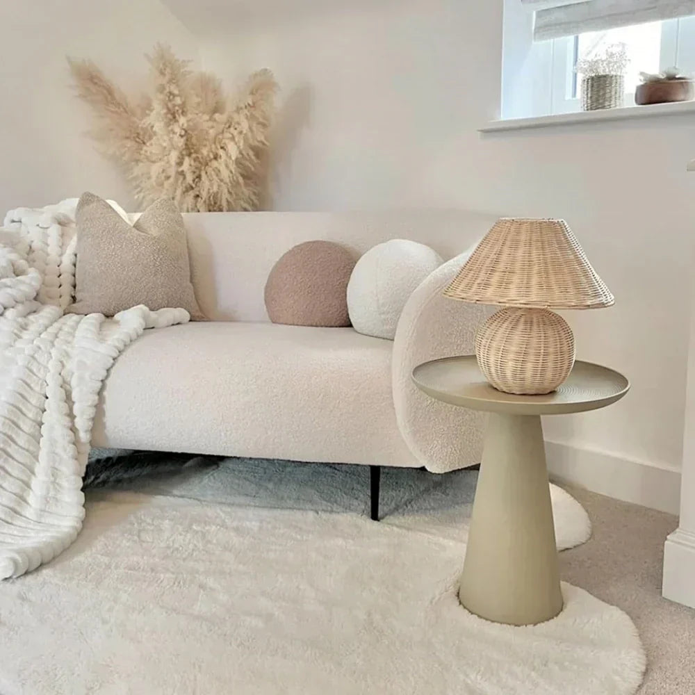 EcoBamboo Masa Lambası – Modern Mekanlar için Sürdürülebilir ve Minimalist Aydınlatma