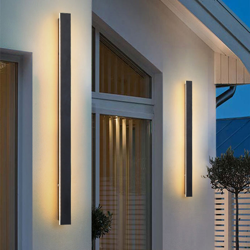 Moderní designové nástěnné LED lampy z černého kovu na zahradu a do chodby